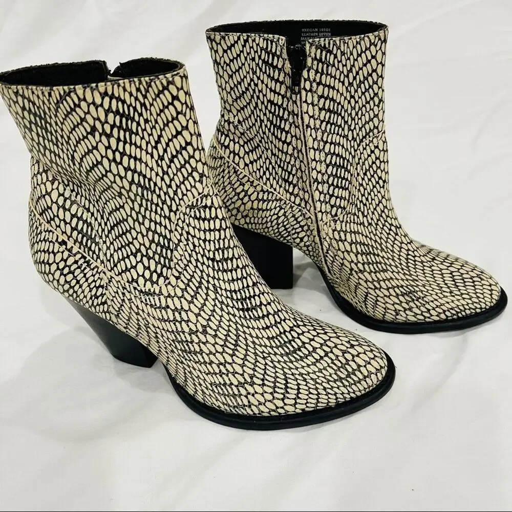 Anthropologie Matisse Keegan Snakeskin Booties 6.5